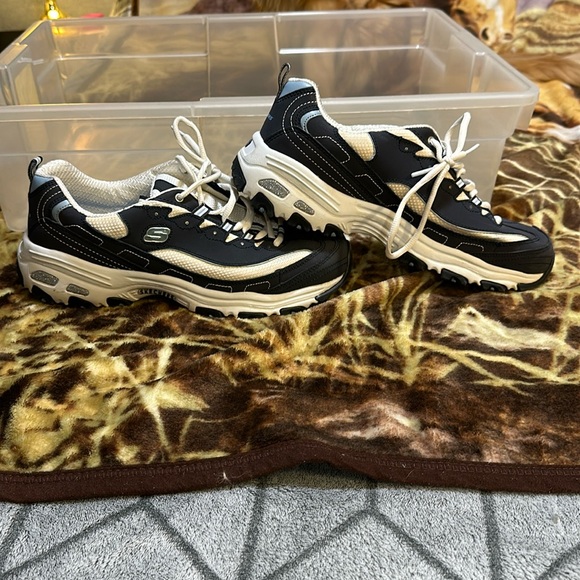 Skechers Memory foam Air Cooled. Womens Sz 11 - Picture 4 of 7